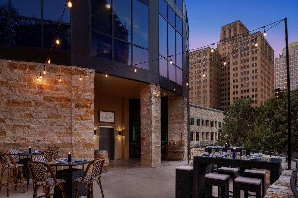 Embassy Suites By Hilton San Antonio Riverwalk-Downtown image 13